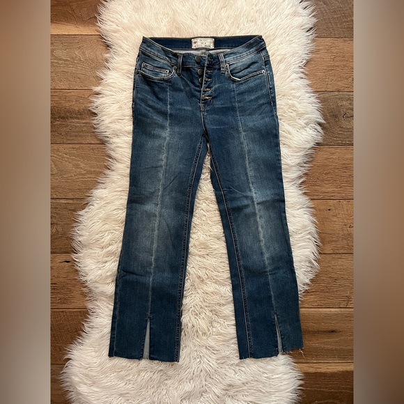 Free People Jeans - Picture 1 of 3